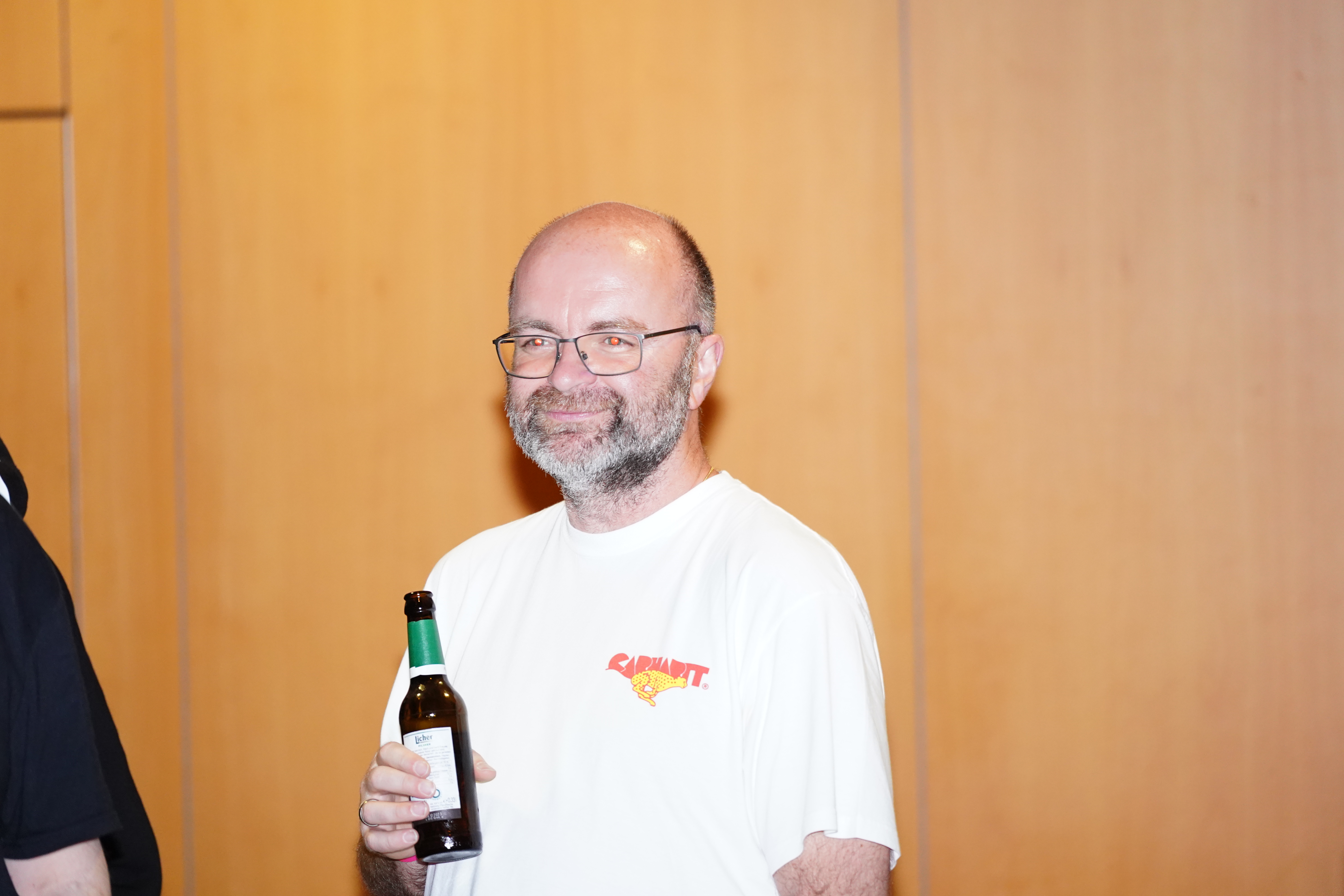 aw900807-1.jpg