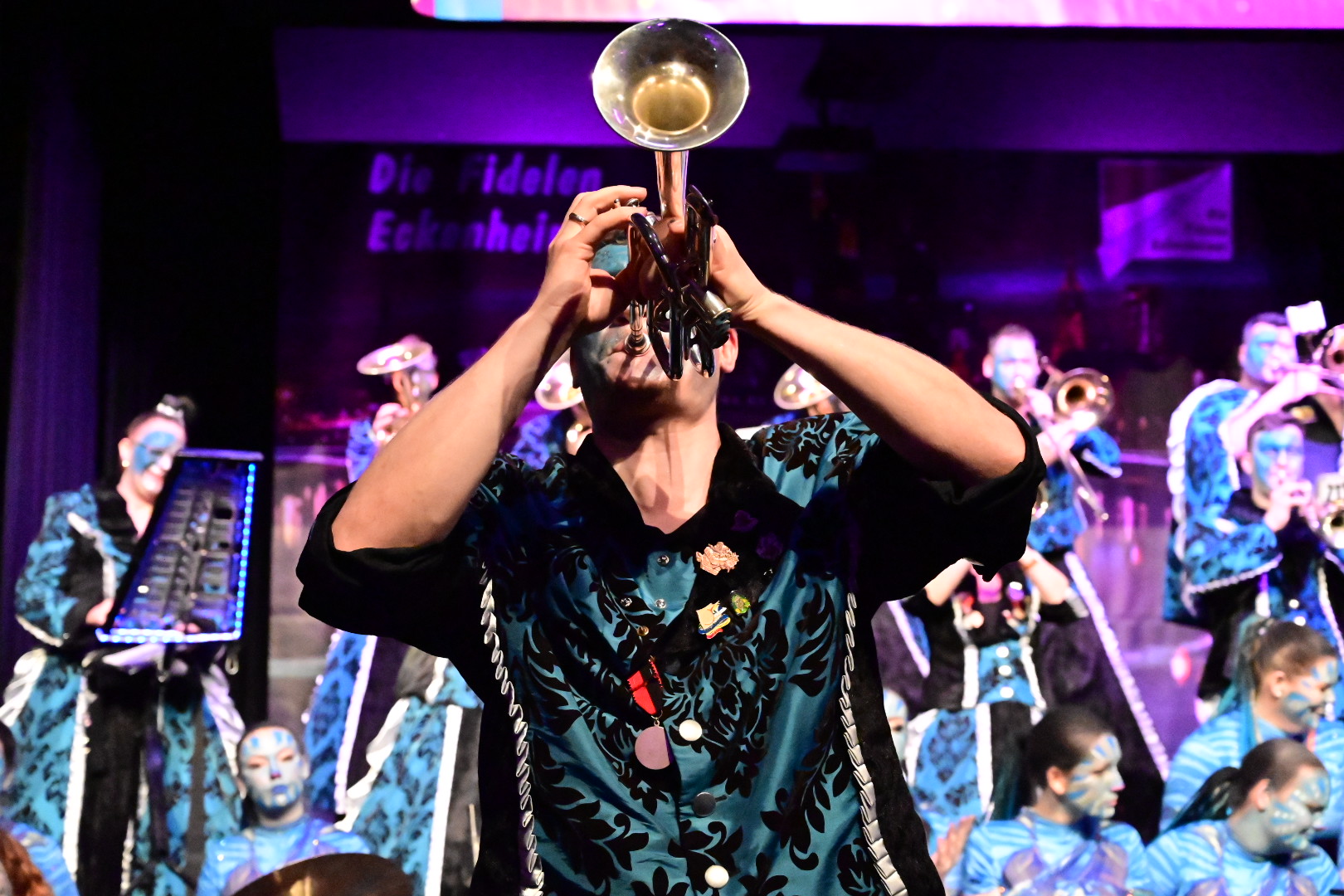 dsc-2597-2.jpg